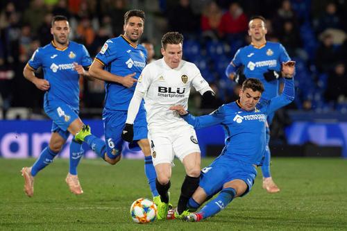 从防守端的 从防守端的