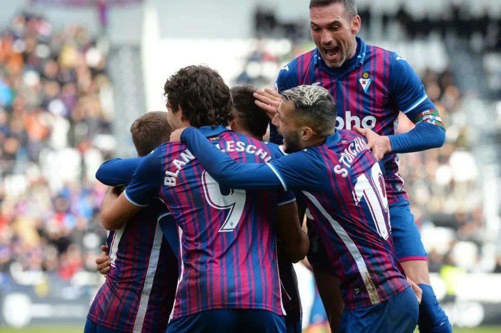 被外界解读 被外界解读